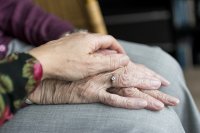 Další peníze na sociální služby. Ve druhém kole kraj rozdělí téměř 22 milionů korun